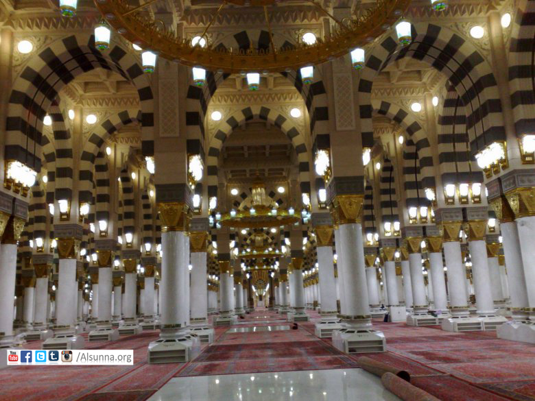 inside-masjid-un-nabawi