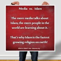Islam Fastest Growing Religion  (1)